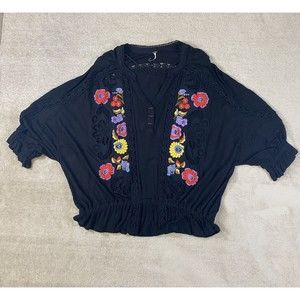 Free People Medium Top Blouse Tunic Shirt Floral Embroidered Lace Peasant Boho